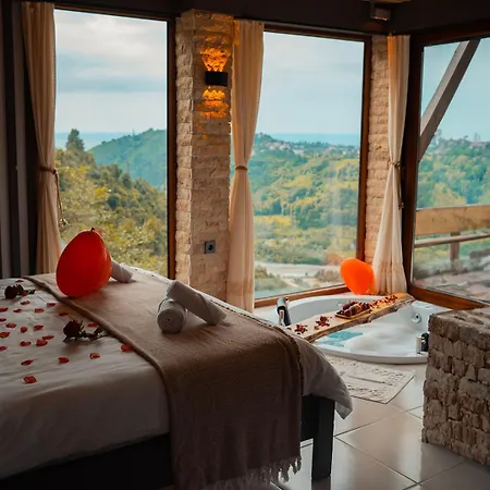 Keyfi Teras Chalet Ardesen
