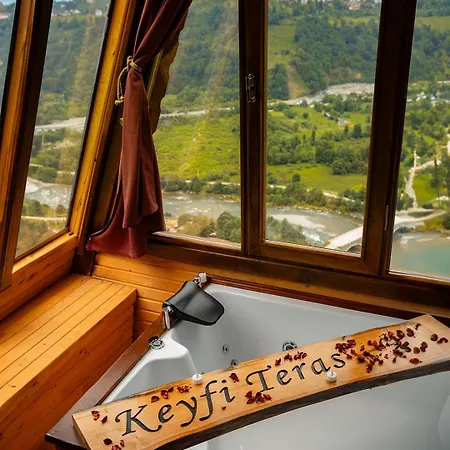 Keyfi Teras Chalet *
